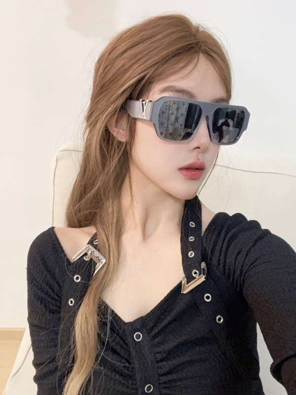 Picture of LV Sunglasses _SKUfw56894941fw
